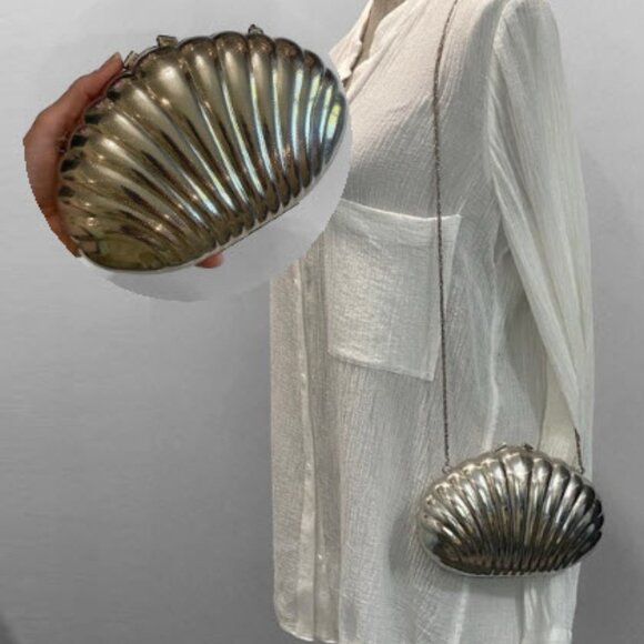 Vintage Shals Silver Shell Purse Made in Hong Kong - Picture 1 of 14